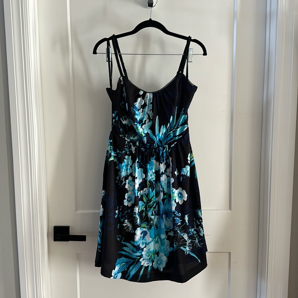 White House Black Market Floral Dress Like New!